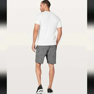 Lululemon T.H.E. Short Linerless 9"Heathered Texture Printed Greyt Deep Coal